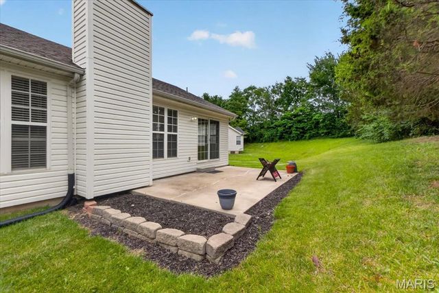 1910 Bonnie Brook Lane, Wentzville, MO 63385