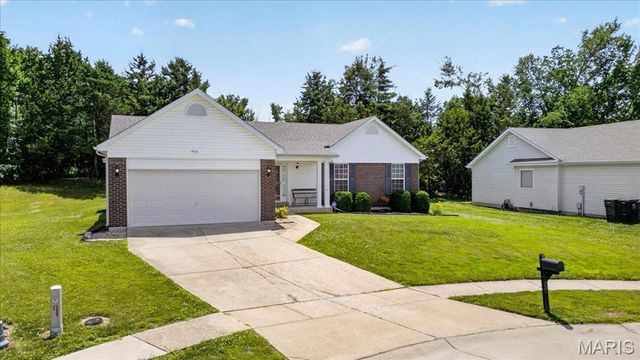 1910 Bonnie Brook Lane, Wentzville, MO 63385