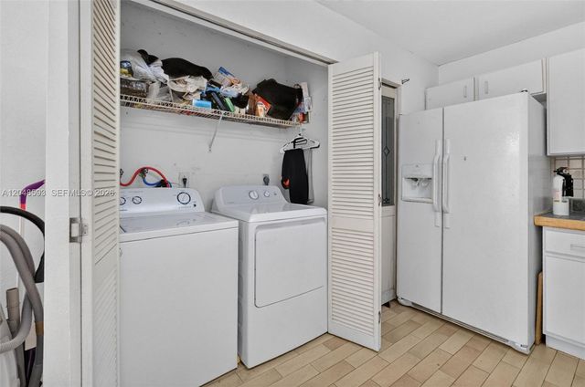 3835 NW 122nd Ter, Sunrise, FL 33323