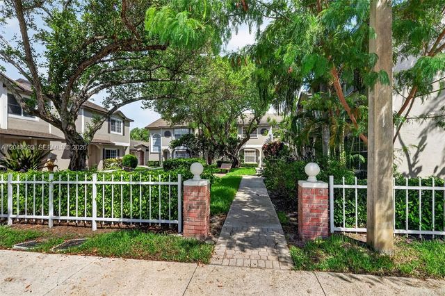 3835 NW 122nd Ter, Sunrise, FL 33323