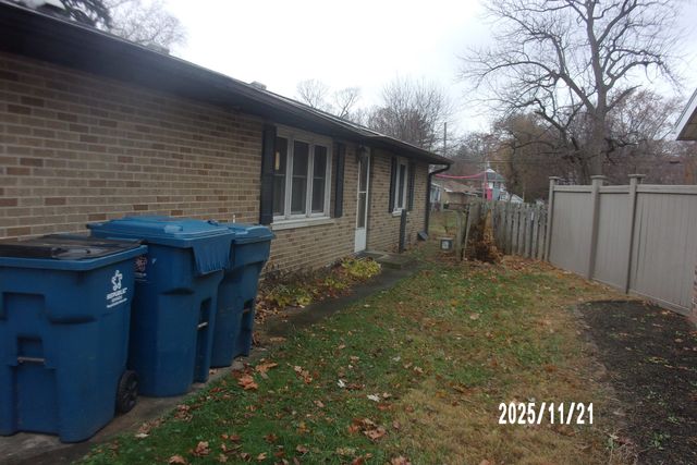 431 S 5th Street, Watseka, IL 60970