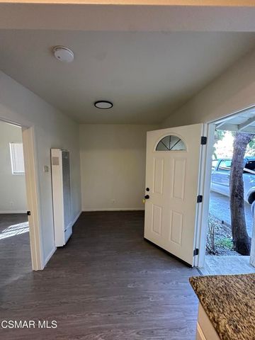 14638 Calvert Street, Van Nuys, CA 91411