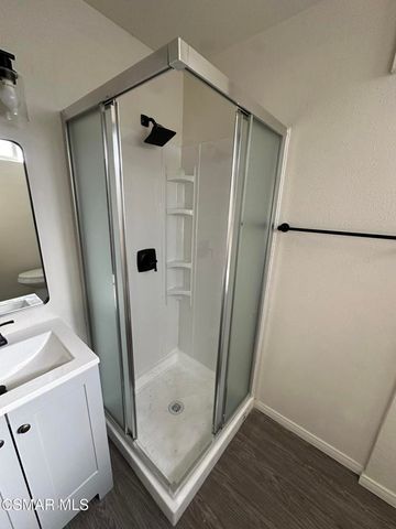 14638 Calvert Street, Van Nuys, CA 91411