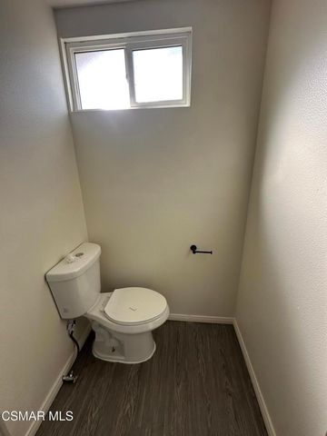 14638 Calvert Street, Van Nuys, CA 91411