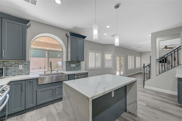 1013 Puerta Del Sol Drive, Las Vegas, NV 89138