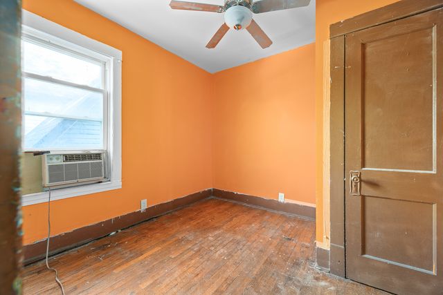 15342 Loomis Avenue, Harvey, IL 60426