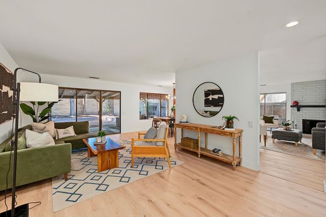 5350 Terrace Oak Cir, Fair Oaks, CA 95628