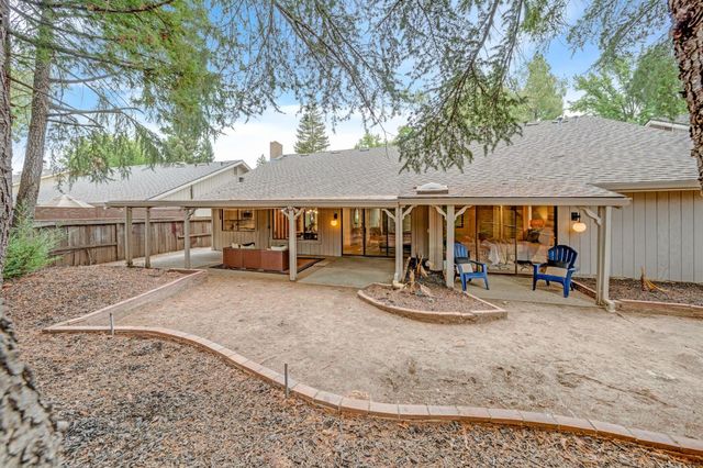 5350 Terrace Oak Cir, Fair Oaks, CA 95628
