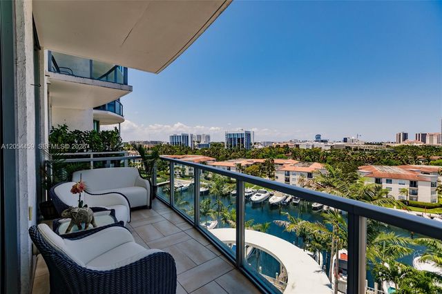 3029 NE 188th St 714, Aventura, FL 33180