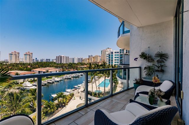 3029 NE 188th St 714, Aventura, FL 33180