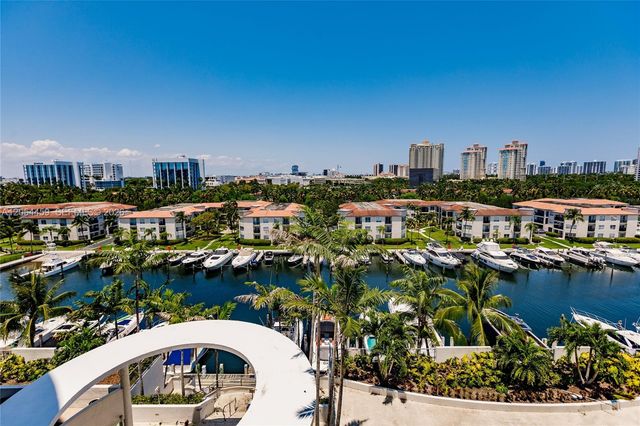 3029 NE 188th St 714, Aventura, FL 33180