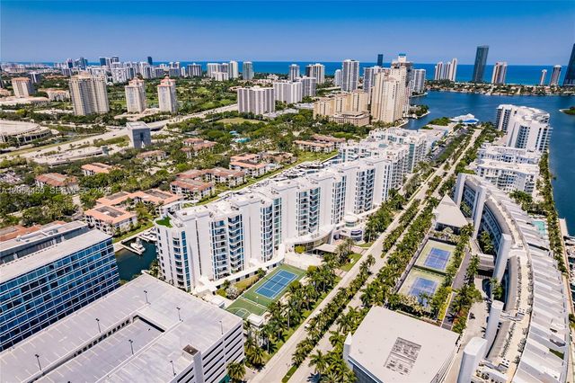 3029 NE 188th St 714, Aventura, FL 33180