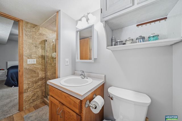 1809 SW 16th Street, Lincoln, NE 68522
