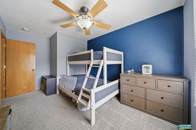 1809 SW 16th Street, Lincoln, NE 68522