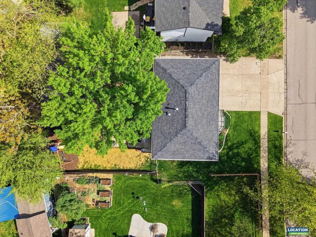 1809 SW 16th Street, Lincoln, NE 68522
