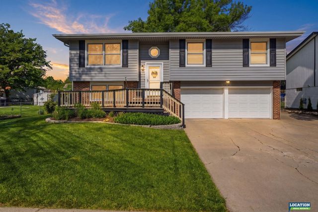 1809 SW 16th Street, Lincoln, NE 68522
