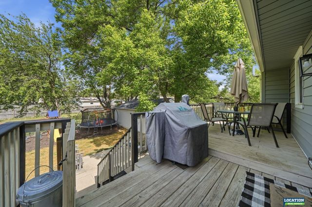 1809 SW 16th Street, Lincoln, NE 68522