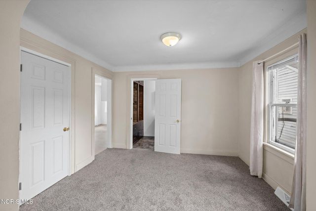 6003 Livingston Drive, Toledo, OH 43613