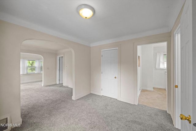 6003 Livingston Drive, Toledo, OH 43613