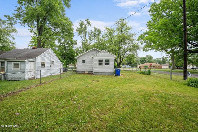 6003 Livingston Drive, Toledo, OH 43613