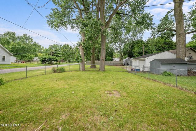 6003 Livingston Drive, Toledo, OH 43613