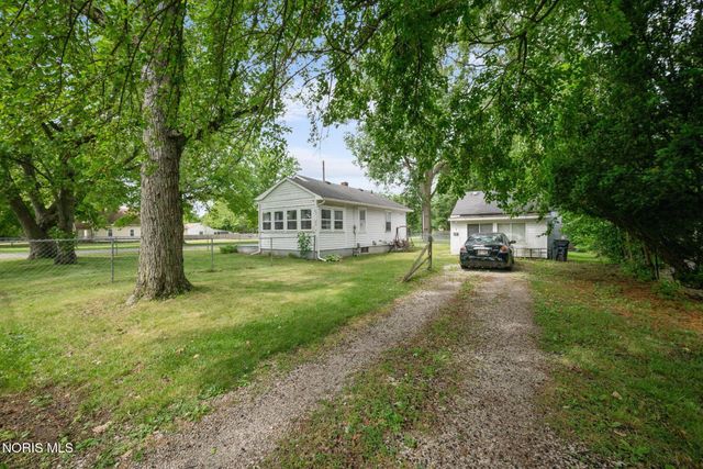 6003 Livingston Drive, Toledo, OH 43613