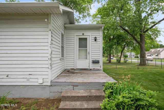 6003 Livingston Drive, Toledo, OH 43613