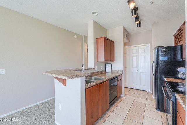 9820 N CENTRAL Avenue 212, Phoenix, AZ 85020
