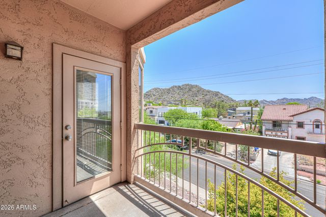 9820 N CENTRAL Avenue 212, Phoenix, AZ 85020