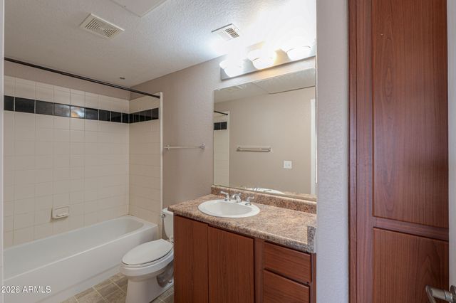 9820 N CENTRAL Avenue 212, Phoenix, AZ 85020