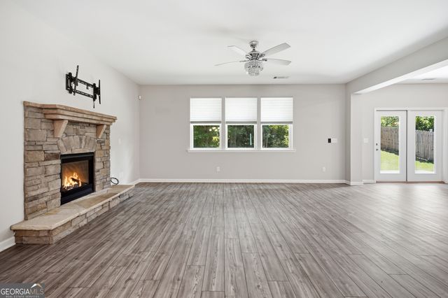 4367 Waxwing Street, Hoschton, GA 30548
