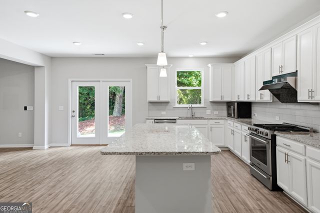 4367 Waxwing Street, Hoschton, GA 30548