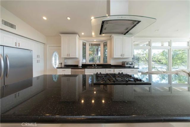 16594 Knollwood Drive, Granada Hills, CA 91344