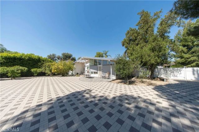 16594 Knollwood Drive, Granada Hills, CA 91344