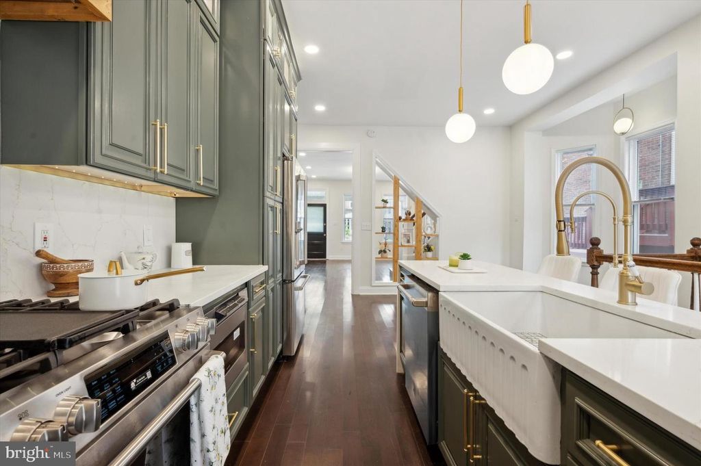 4911 WARRINGTON AVE, Philadelphia, PA 19143