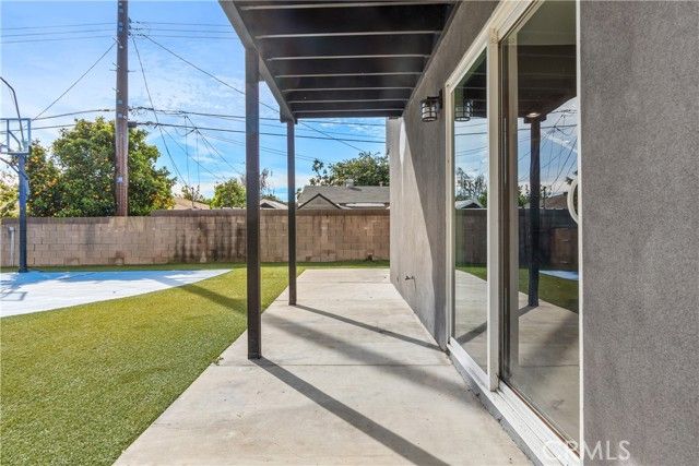 21314 Kinard Avenue, Carson, CA 90745