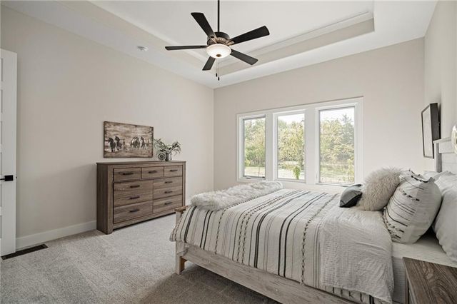 25128 W 141st Terrace, Olathe, KS 66061