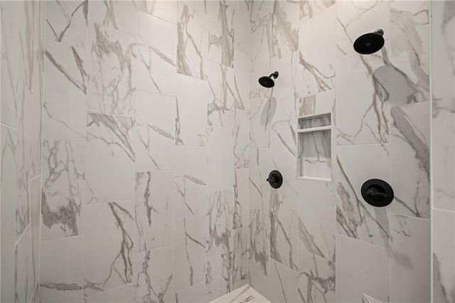 25128 W 141st Terrace, Olathe, KS 66061