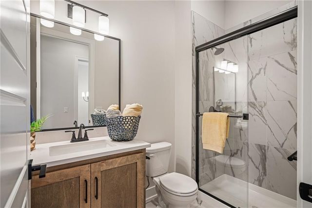 25128 W 141st Terrace, Olathe, KS 66061