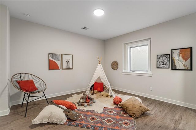 25128 W 141st Terrace, Olathe, KS 66061