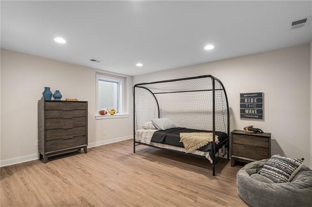 25128 W 141st Terrace, Olathe, KS 66061