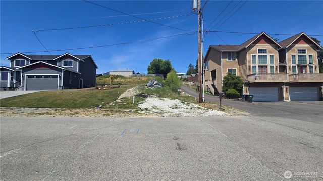 416 Comet Street, Milton, WA 98354