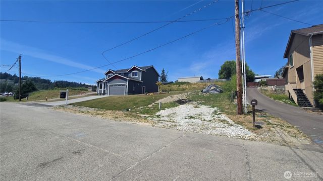 416 Comet Street, Milton, WA 98354