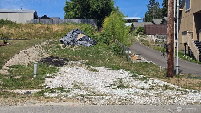 416 Comet Street, Milton, WA 98354