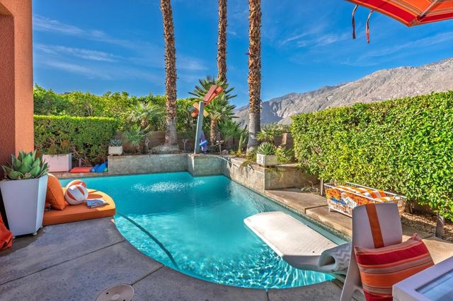 901 Alejo Vista, Palm Springs, CA 92262