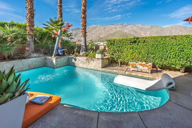 901 Alejo Vista, Palm Springs, CA 92262