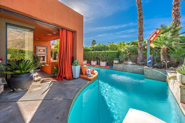 901 Alejo Vista, Palm Springs, CA 92262