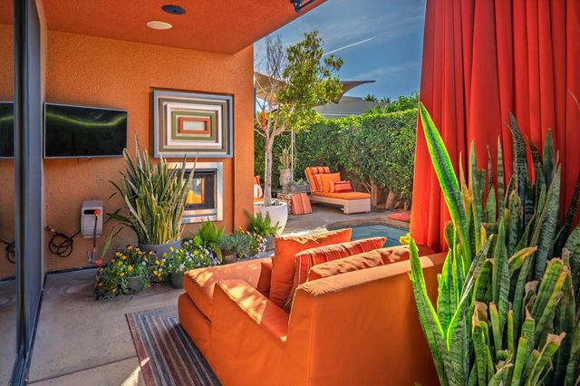 901 Alejo Vista, Palm Springs, CA 92262