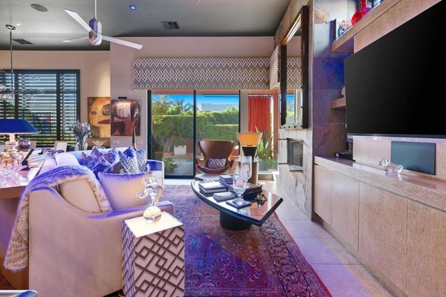 901 Alejo Vista, Palm Springs, CA 92262