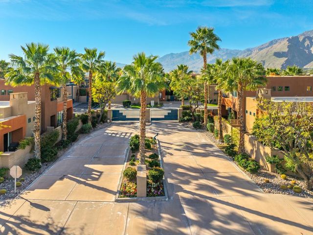 901 Alejo Vista, Palm Springs, CA 92262
